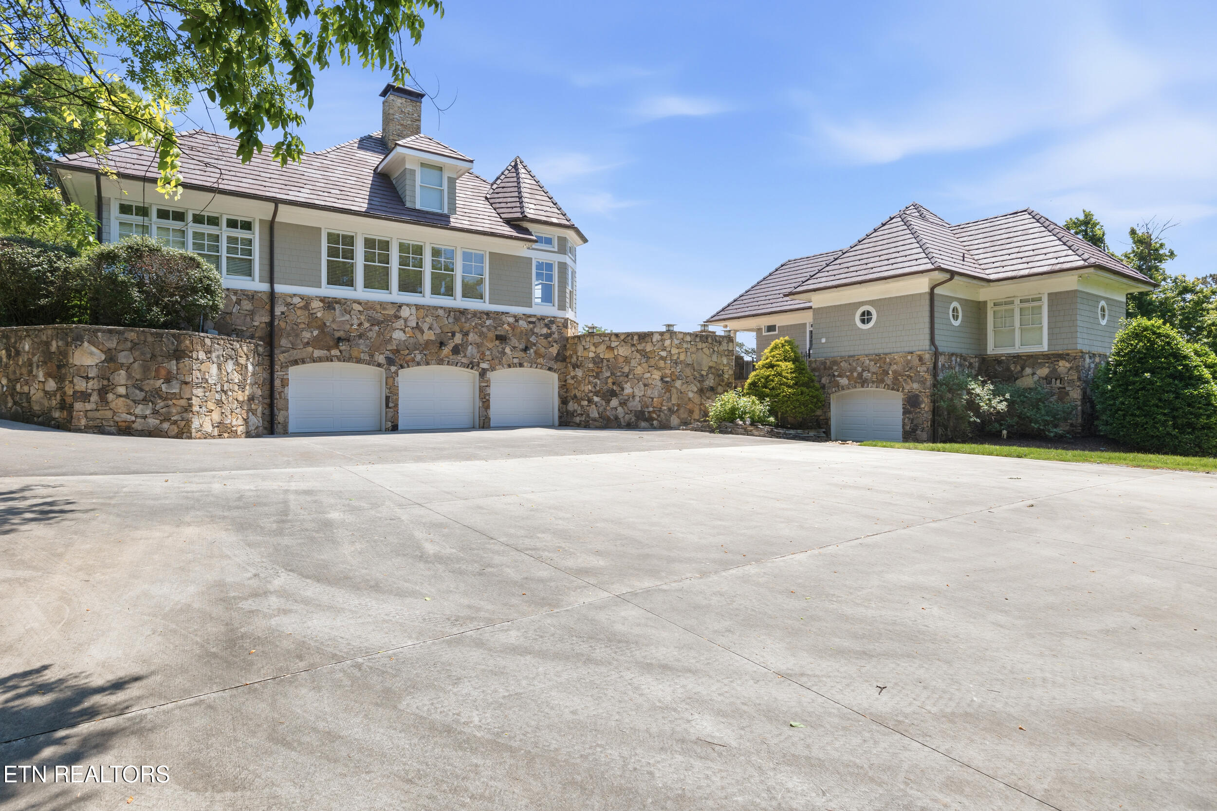 1304 Copperstone Lane