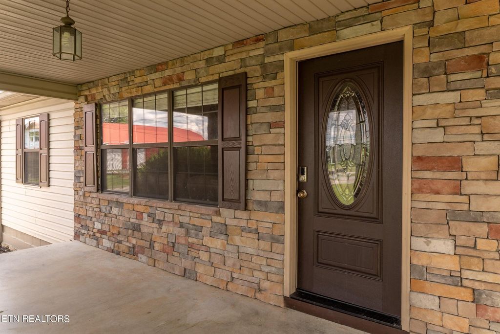 Photo of 170 Dotson Rd, Greenback, TN 37742 (MLS # 1330505)