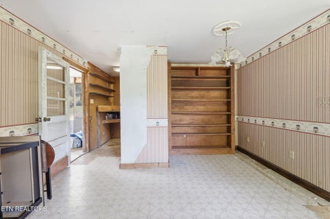 Tiny photo for 124 Salem Rd, Oak Ridge, TN 37830 (MLS # 1346528)