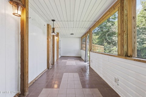 Tiny photo for 124 Salem Rd, Oak Ridge, TN 37830 (MLS # 1346528)