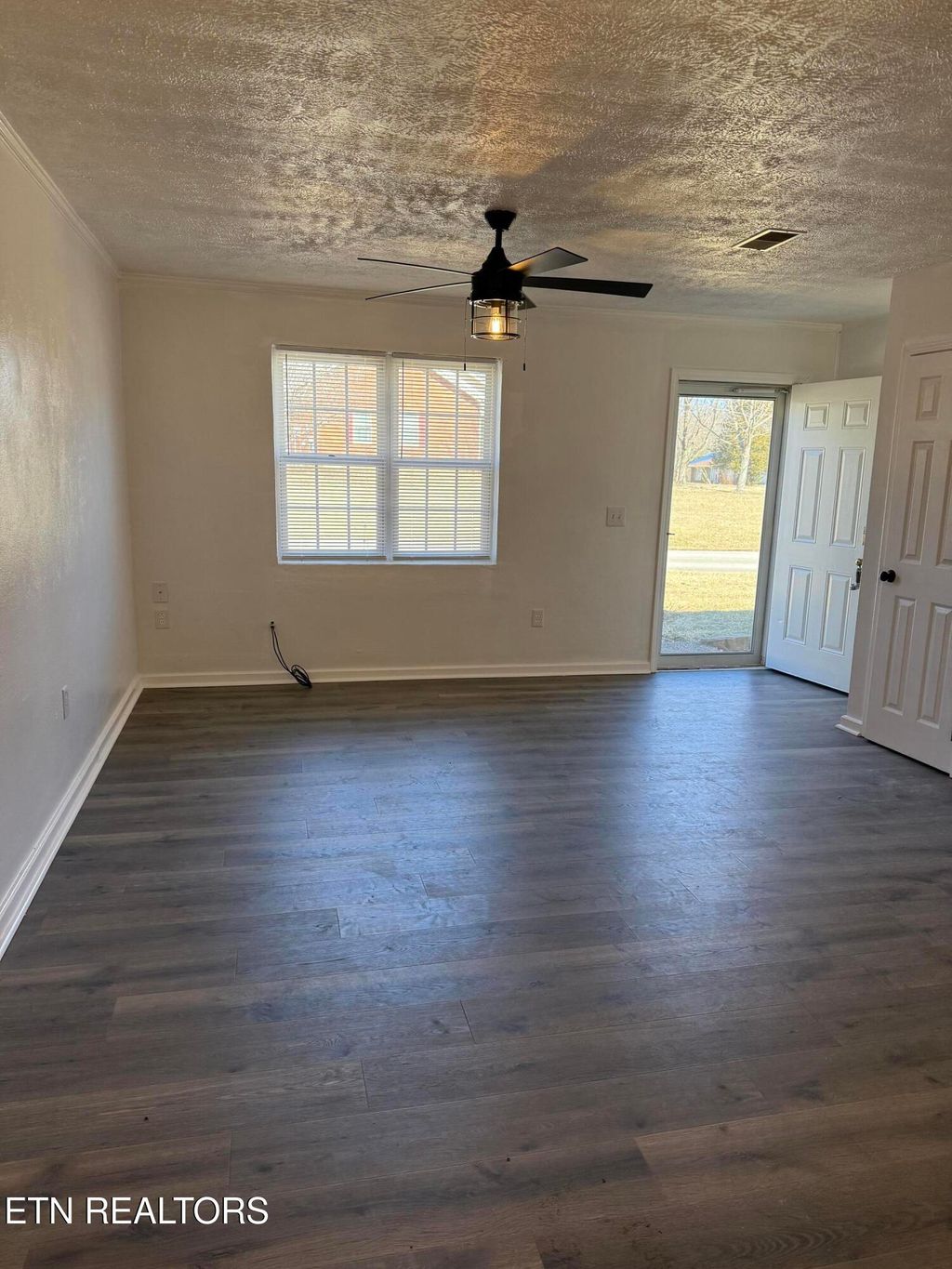 Photo of 712 Woodcliff Rd, Monterey, TN 38574 (MLS # 1329873)