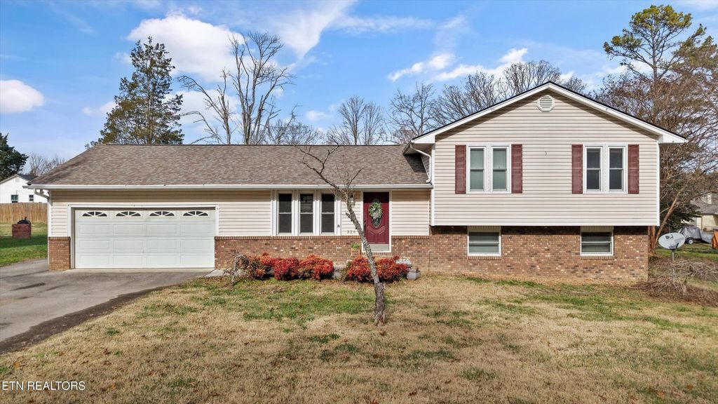 Photo of 324 Wardley Rd, Knoxville, TN 37934 (MLS # 1323441)