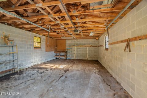 Tiny photo for 197 Lakecrest Drive Dr, Harriman, TN 37748 (MLS # 1321106)