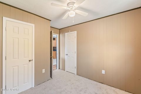 Tiny photo for 197 Lakecrest Drive Dr, Harriman, TN 37748 (MLS # 1321106)