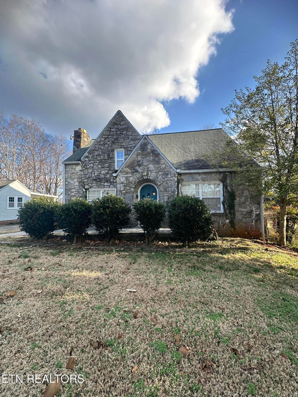 Photo of 918 Mountain View Ave, Maryville, TN 37803 (MLS # 1326440)