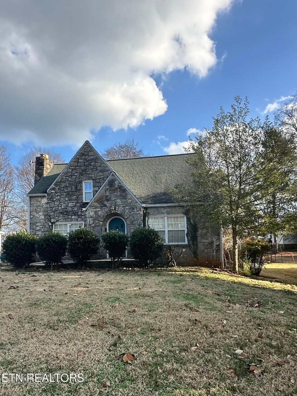 Photo of 918 Mountain View Ave, Maryville, TN 37803 (MLS # 1326440)