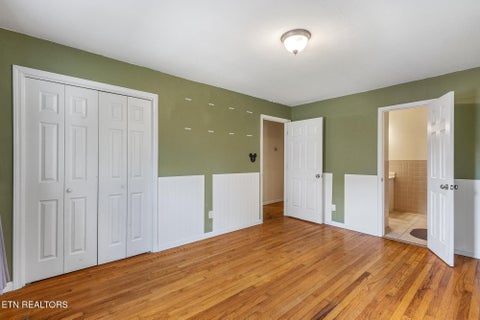 Tiny photo for 633 Monroe St, Madisonville, TN 37354 (MLS # 1360467)