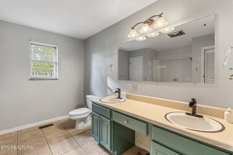 Tiny photo for 633 Monroe St, Madisonville, TN 37354 (MLS # 1360467)