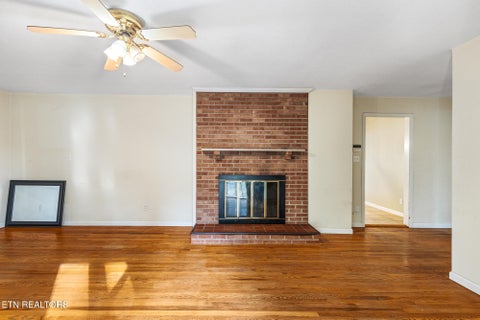 Tiny photo for 633 Monroe St, Madisonville, TN 37354 (MLS # 1360467)