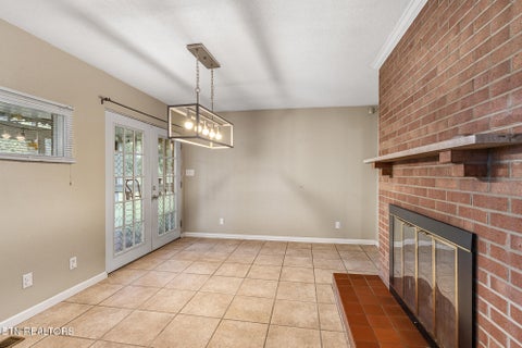Tiny photo for 633 Monroe St, Madisonville, TN 37354 (MLS # 1360467)