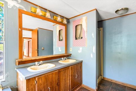 Tiny photo for 2332 Cove Pointe Rd, LaFollette, TN 37766 (MLS # 1336625)