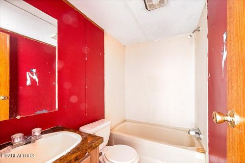 Tiny photo for 2332 Cove Pointe Rd, LaFollette, TN 37766 (MLS # 1336625)