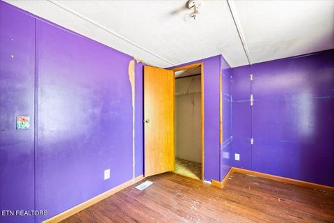 Tiny photo for 2332 Cove Pointe Rd, LaFollette, TN 37766 (MLS # 1336625)