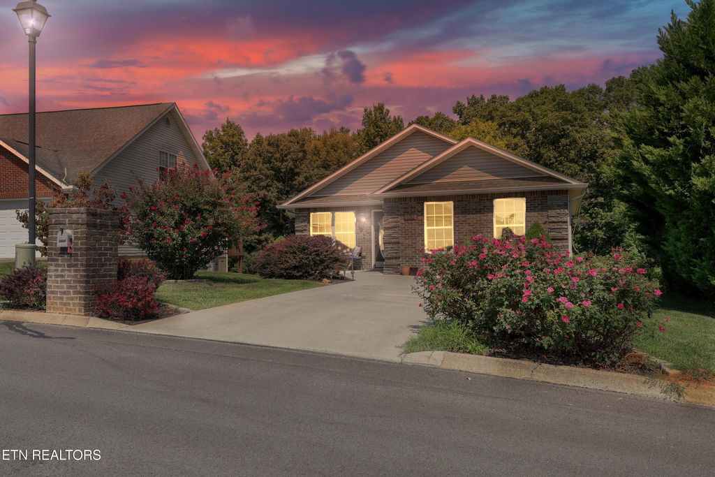Photo of 1826 Watauga St, Sevierville, TN 37876 (MLS # 1315252)