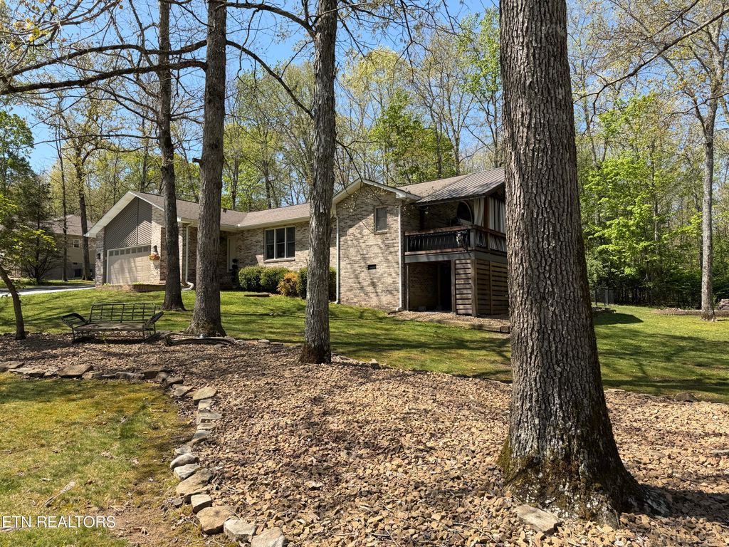 Photo of 30 Cardinal Loop, Crossville, TN 38555 (MLS # 1337571)