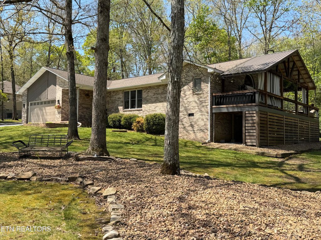 Photo of 30 Cardinal Loop, Crossville, TN 38555 (MLS # 1337571)