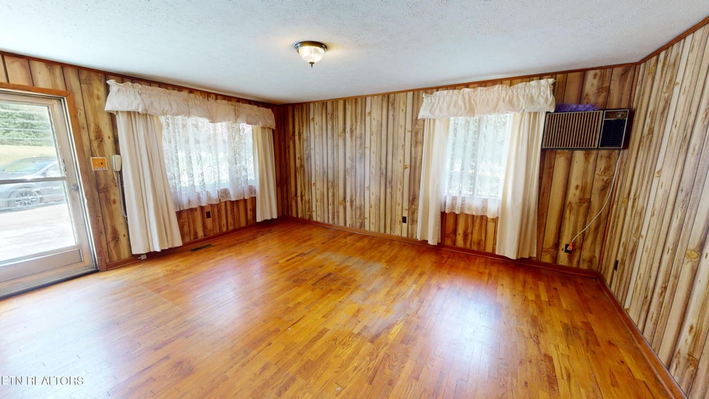 Photo of 467 Medlin Pike, Evensville, TN 37332 (MLS # 1275170)