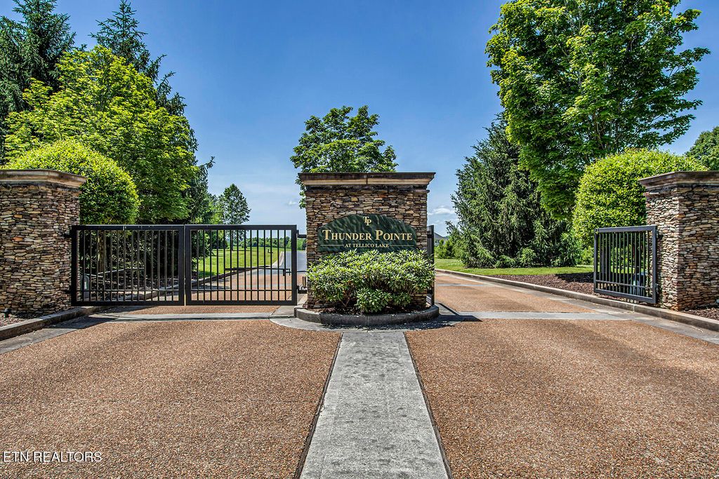 Photo of 220 Thunder Rd, Vonore, TN 37885 (MLS # 1291951)