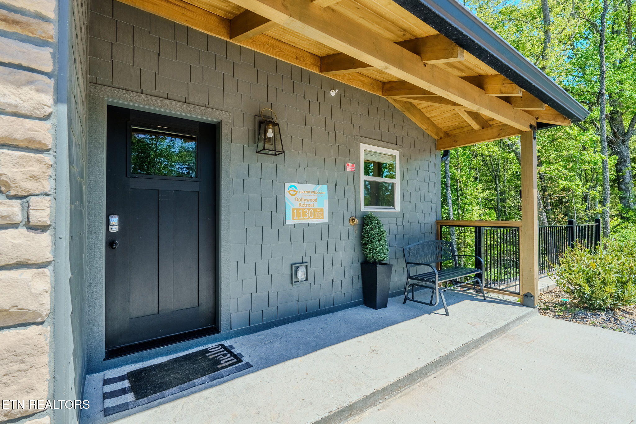 1130 Lee Cardwell Circle UNIT 5