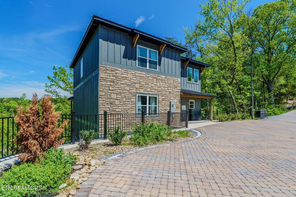 Photo of 1130 Lee Cardwell Circle #UNIT 5, Pigeon Forge, TN 37863 (MLS # 1337699)