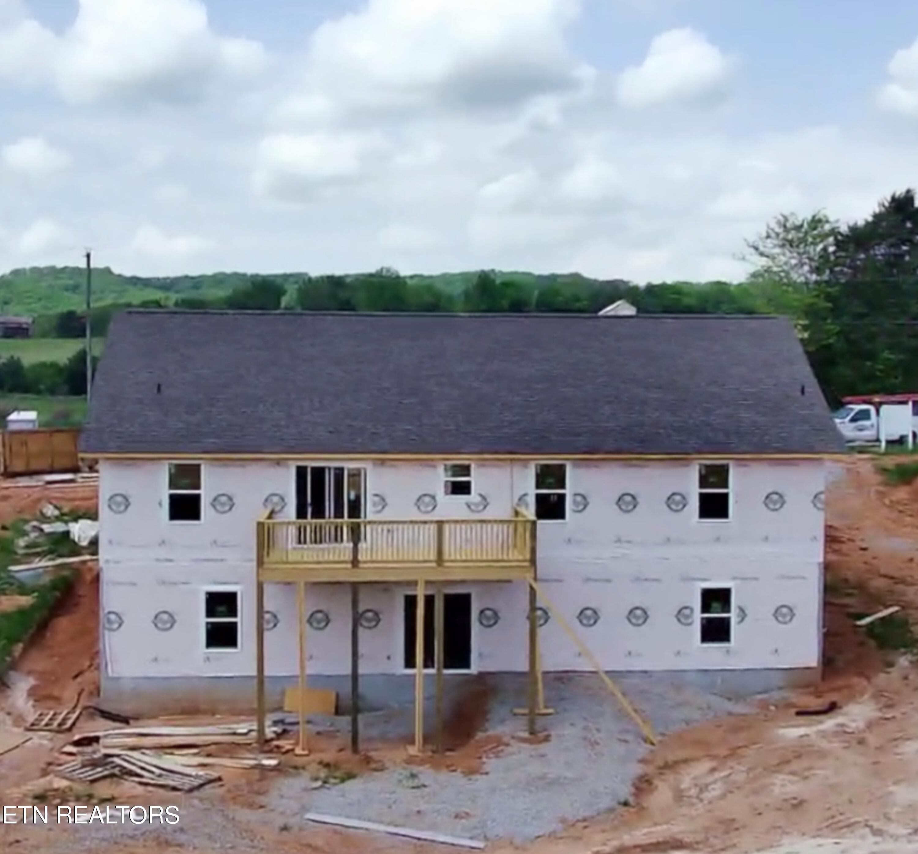 254 Thompson Rd