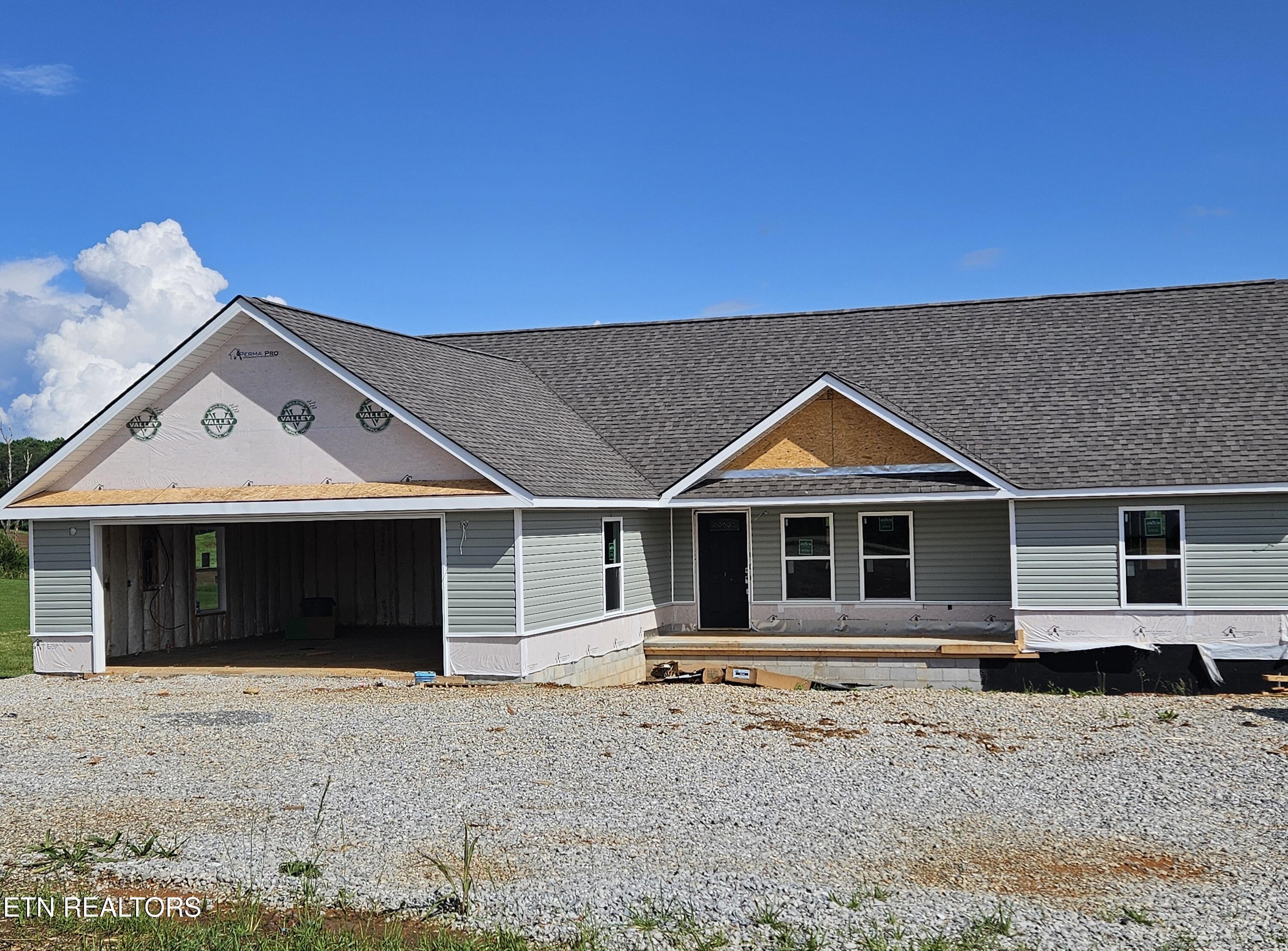 254 Thompson Rd