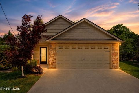 Tiny photo for 1724 Cove Oak Lane, Knoxville, TN 37909 (MLS # 1339602)