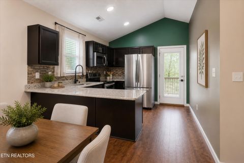 Tiny photo for 1724 Cove Oak Lane, Knoxville, TN 37909 (MLS # 1339602)