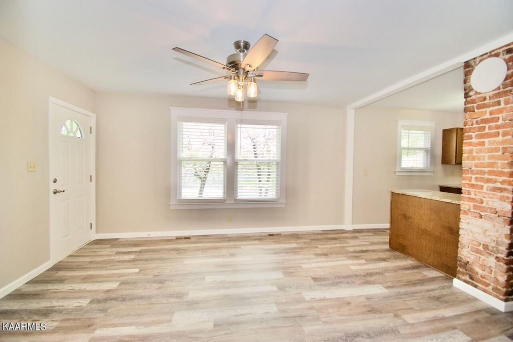 Photo of 1380 Dalton St, Alcoa, TN 37701 (MLS # 1218437)