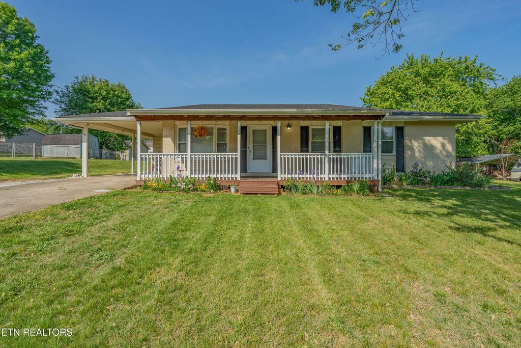 Photo of 415 Coffee Lane, Loudon, TN 37774 (MLS # 1338847)