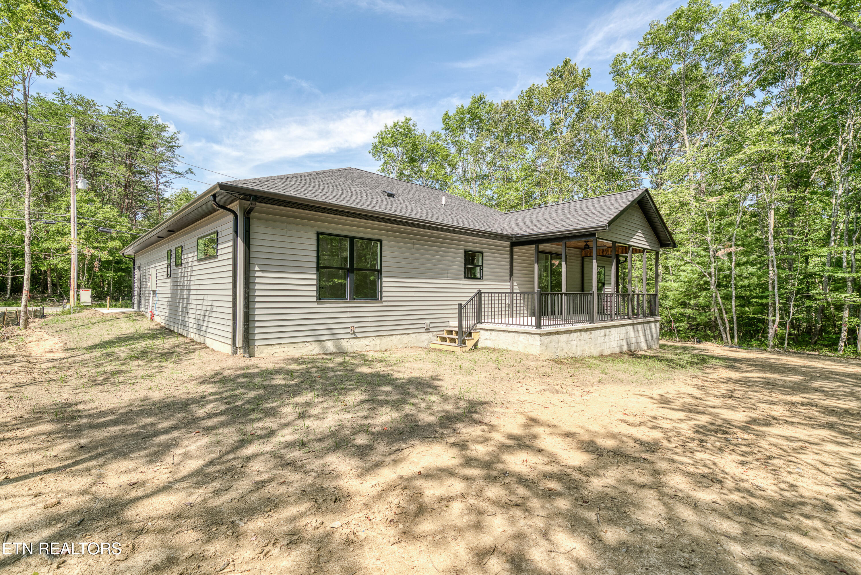 115 Hawes Circle