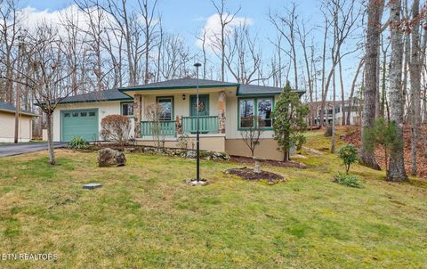 Photo of 114 Lakeshire Drive, Crossville, TN 38558 (MLS # 1324167)