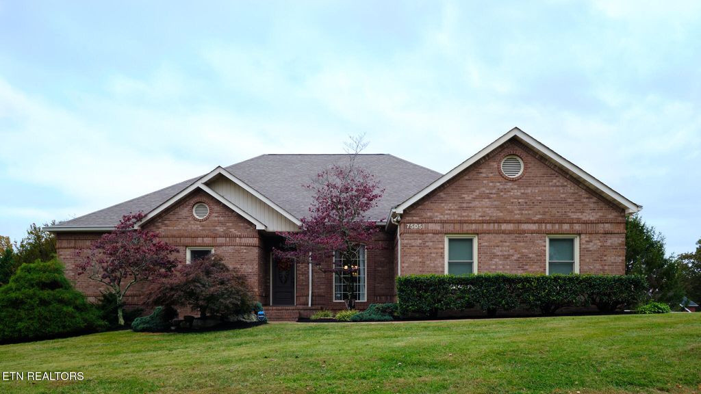 Photo of 7505 La Barrington Blvd, Powell, TN 37849 (MLS # 1320323)