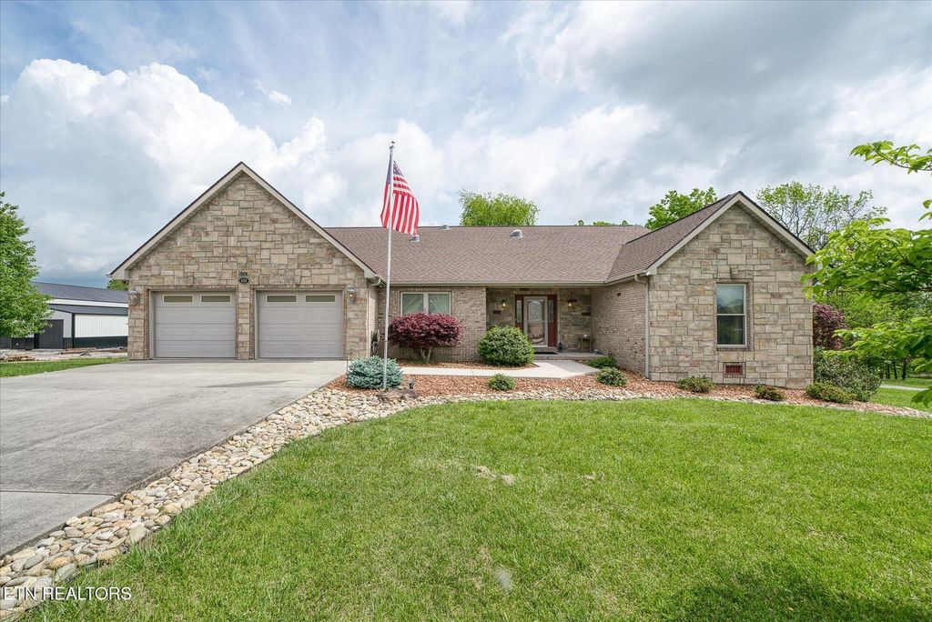 Photo of 459 Woodgate Drive, Crossville, TN 38571 (MLS # 1299982)