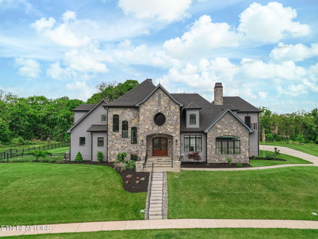 Photo of 367 Barnsley Rd, Farragut, TN 37934 (MLS # 1298996)