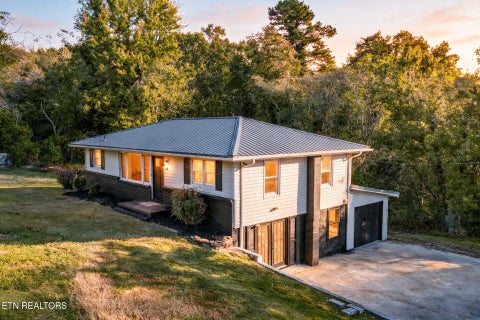 Tiny photo for 610 Scenic Drive, Kingston, TN 37763 (MLS # 1360260)