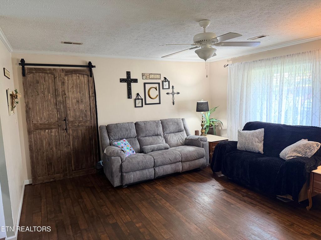 Photo of 2024 Rose Drive, Tazewell, TN 37879 (MLS # 1336463)