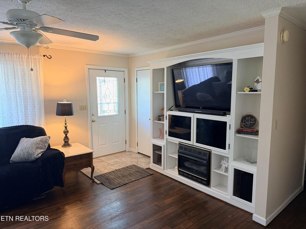 Photo of 2024 Rose Drive, Tazewell, TN 37879 (MLS # 1336463)