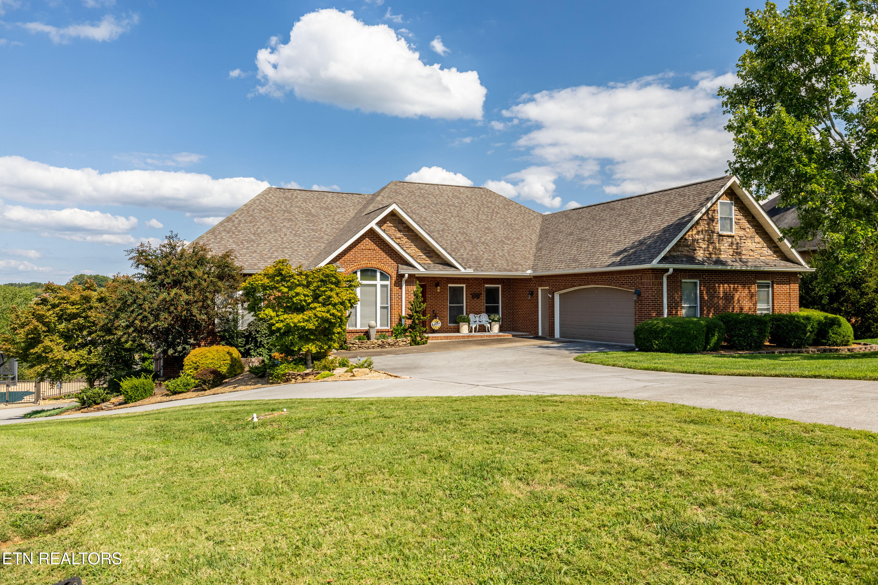 3830 Crescent Ridge Court