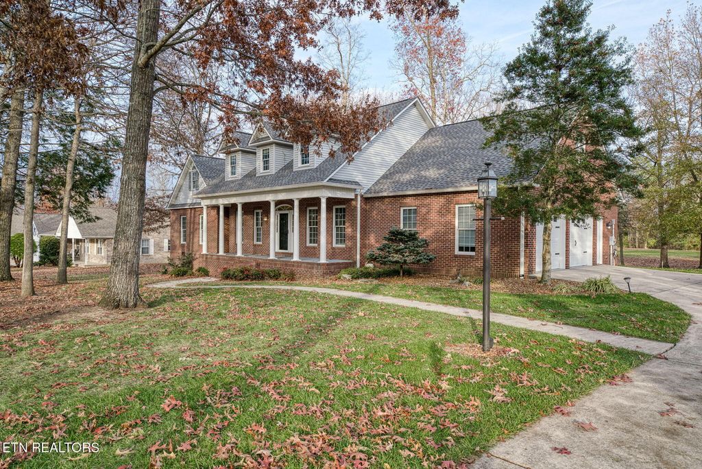 Photo of 444 Iron Wood Circle, Crossville, TN 38571 (MLS # 1329914)