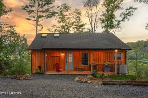 Tiny photo for 383 S Tva Rd, Bristol, TN 37620 (MLS # 1349842)