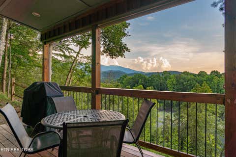 Tiny photo for 383 S Tva Rd, Bristol, TN 37620 (MLS # 1349842)