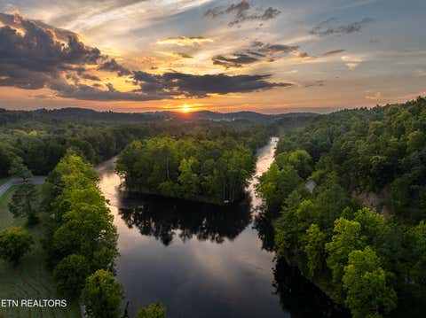 Tiny photo for 383 S Tva Rd, Bristol, TN 37620 (MLS # 1349842)