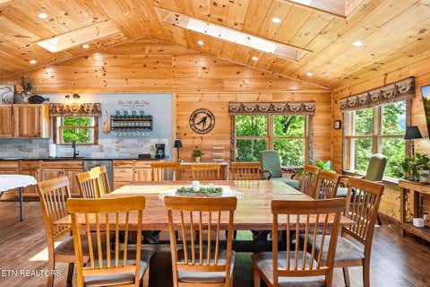 Tiny photo for 383 S Tva Rd, Bristol, TN 37620 (MLS # 1349842)