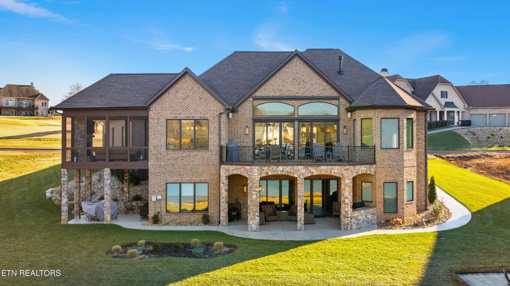 Photo of 365 Pineberry Drive, Vonore, TN 37885 (MLS # 1292459)