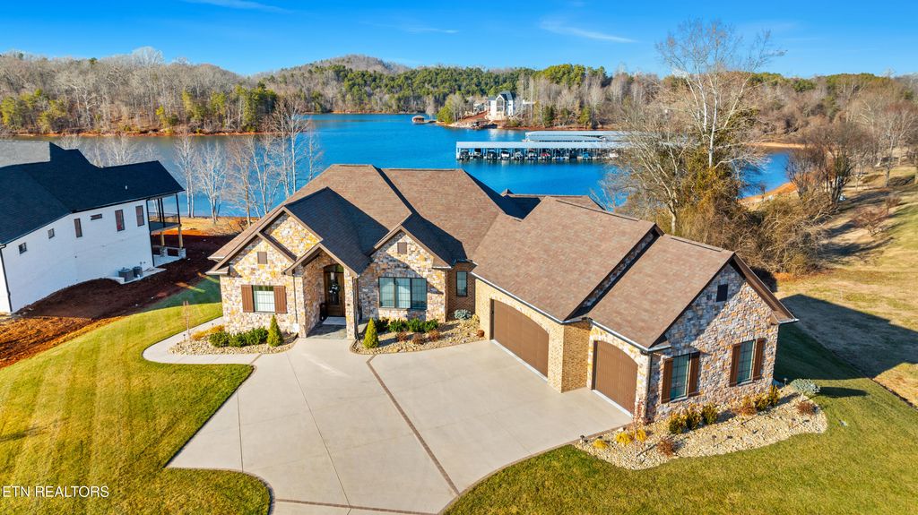 Photo of 365 Pineberry Drive, Vonore, TN 37885 (MLS # 1292459)