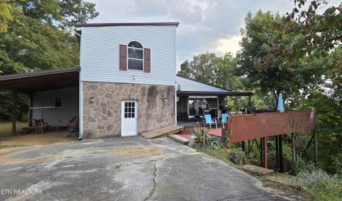Photo of 2141 Kerr Rd, Sevierville, TN 37876 (MLS # 1316306)