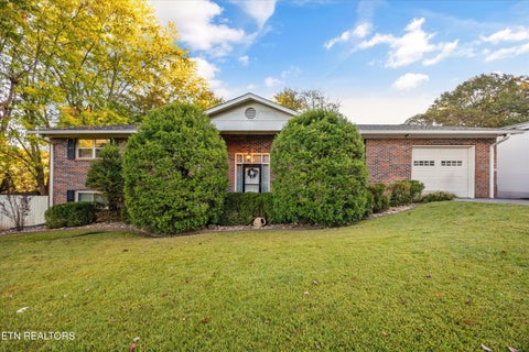 Photo of 124 Downey Drive, Maryville, TN 37801 (MLS # 1360325)