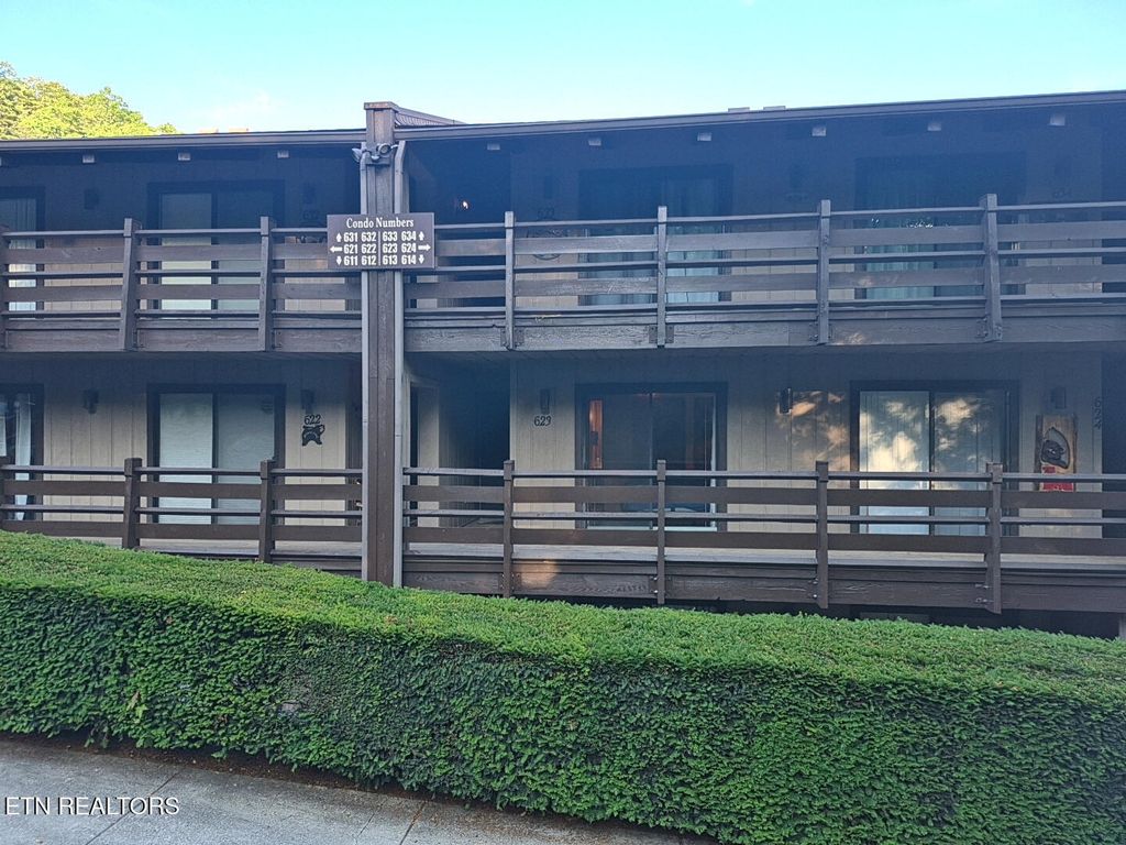 Photo of 1081 Cove Rd #623, Sevierville, TN 37876 (MLS # 1305425)
