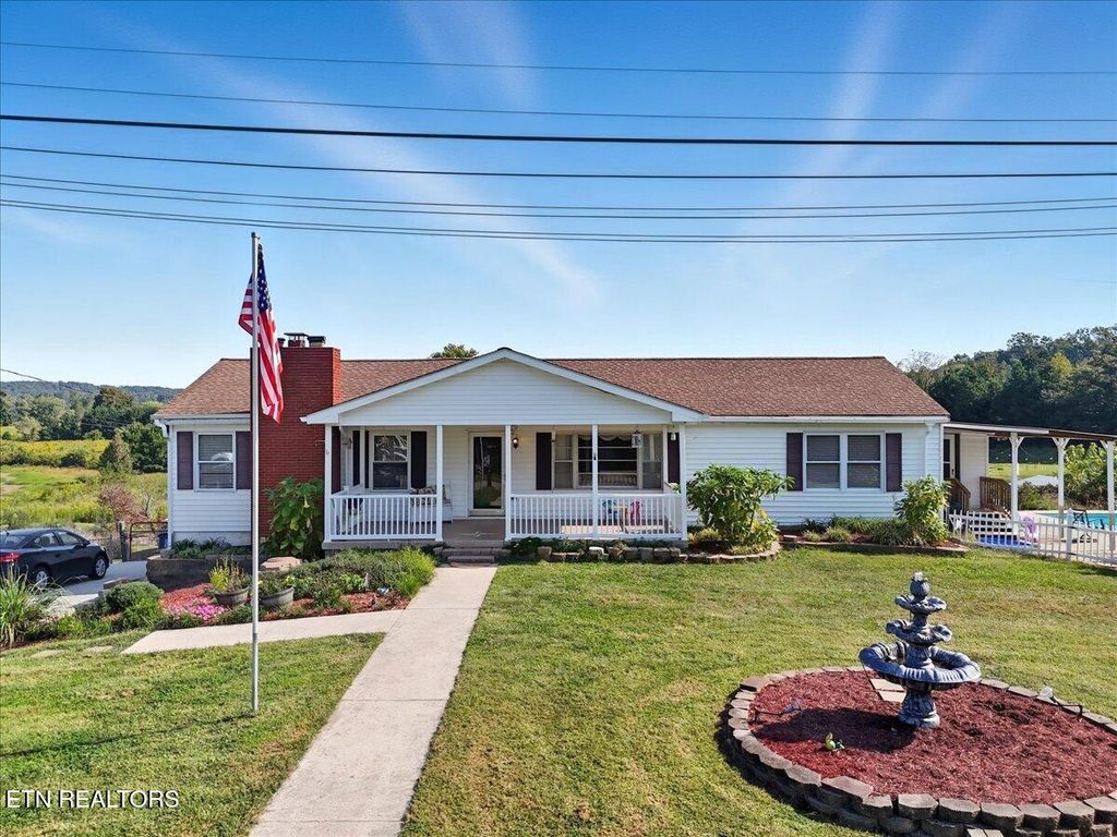 Photo of 120 Brahman Rd, Kingston, TN 37763 (MLS # 1316003)